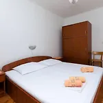Zarko Apartamento Banjol